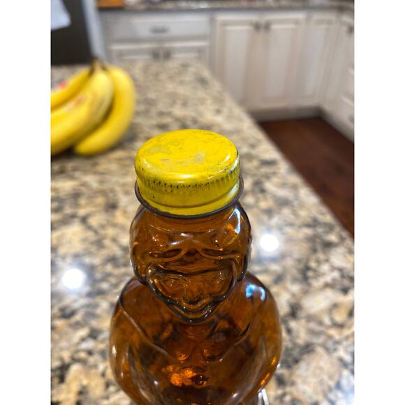 Vintage 1970's Mrs. Butterworth Amber Syrup Jars with original lid set of 2 - Picture 8 of 11